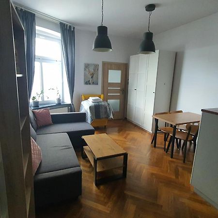 Apartament Przy Szkole Filmowej, Darmowy Parking ウッチ エクステリア 写真